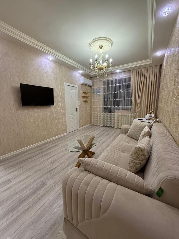 Satılır 2 otaqlı köhnə tikili, 40 m², Azadlıq Prospekti m.-1