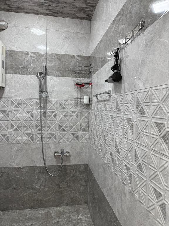 Satılır 2 otaqlı köhnə tikili, 40 m², Azadlıq Prospekti m.-11