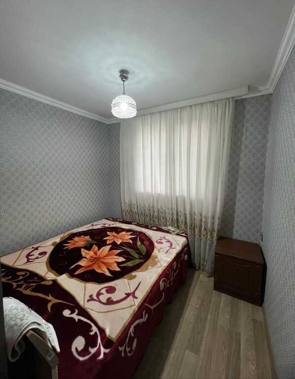 Kirayə verilir 2 otaqlı köhnə tikili, 60 m², İnşaatçılar m.-2