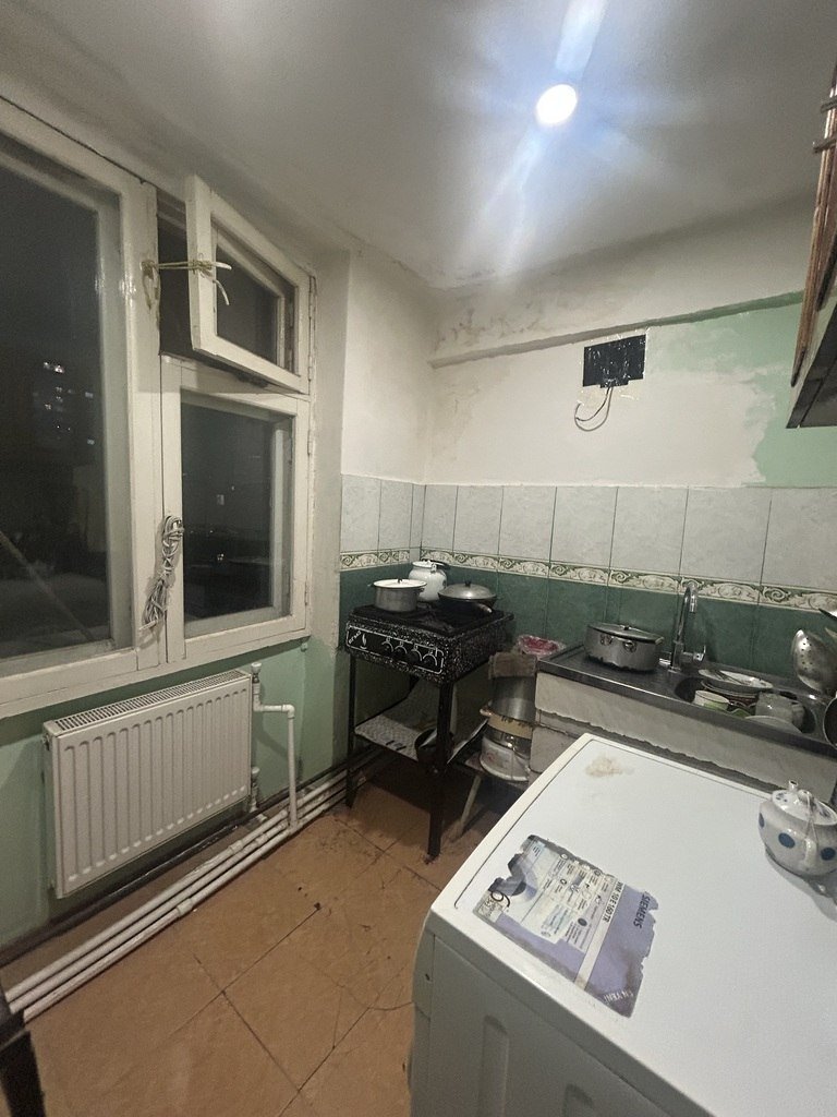 Satılır 3 otaqlı köhnə tikili, 78 m², Elmlər Akademiyası m.-5