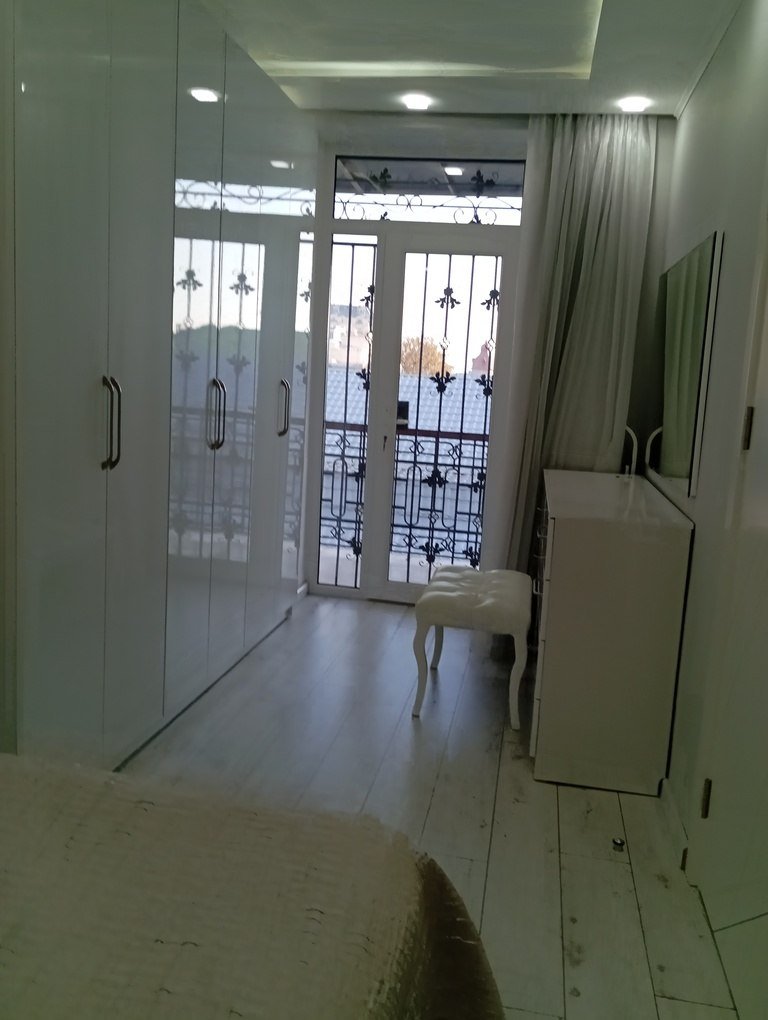 Satılır 2 otaqlı köhnə tikili, 45 m², Sahil m.-5