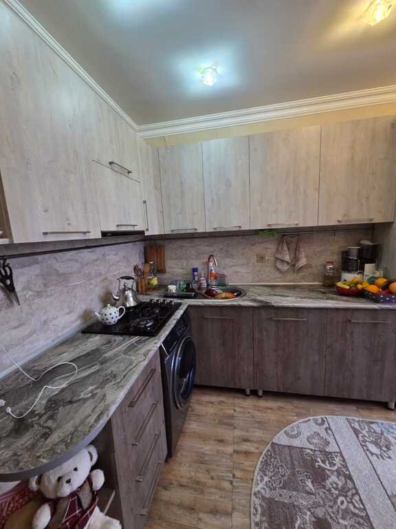 Satılır 2 otaqlı köhnə tikili, 65 m², Əhmədli m.-7
