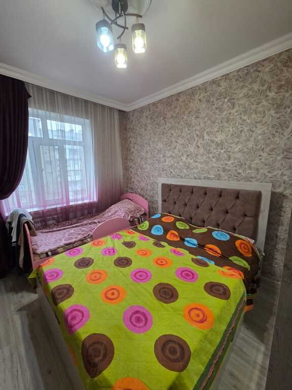 Satılır 2 otaqlı köhnə tikili, 65 m², Əhmədli m.-13