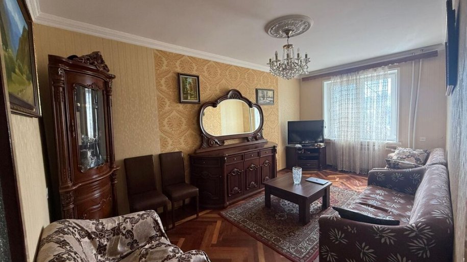 Satılır 3 otaqlı köhnə tikili, 68 m², Neftçilər m.-2