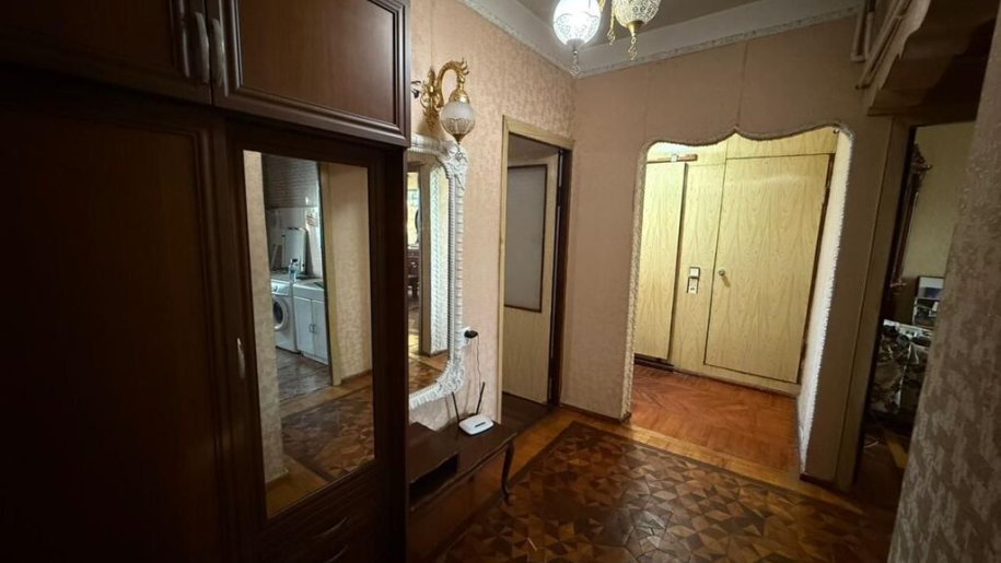 Satılır 3 otaqlı köhnə tikili, 68 m², Neftçilər m.-14