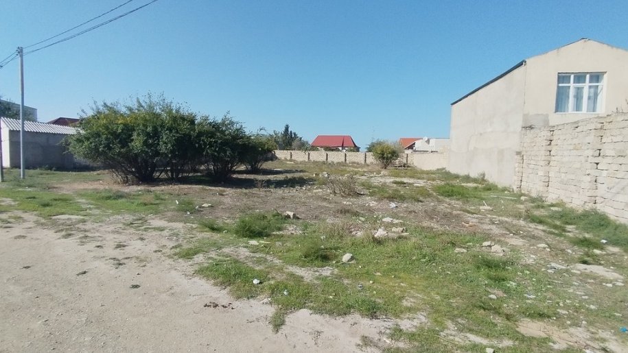 11 sot torpaq satılır, Qala-6