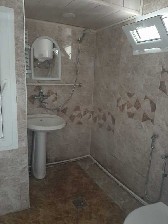 Kirayə verilir 1 otaqlı köhnə tikili, 45 m², İnşaatçılar m.-7