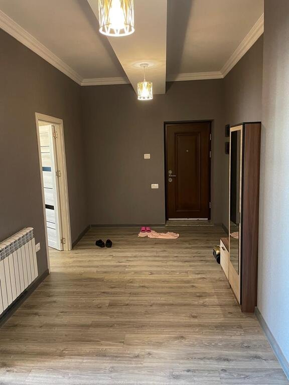 Kirayə verilir 3 otaqlı yeni tikili, 100 m², İnşaatçılar m.-8