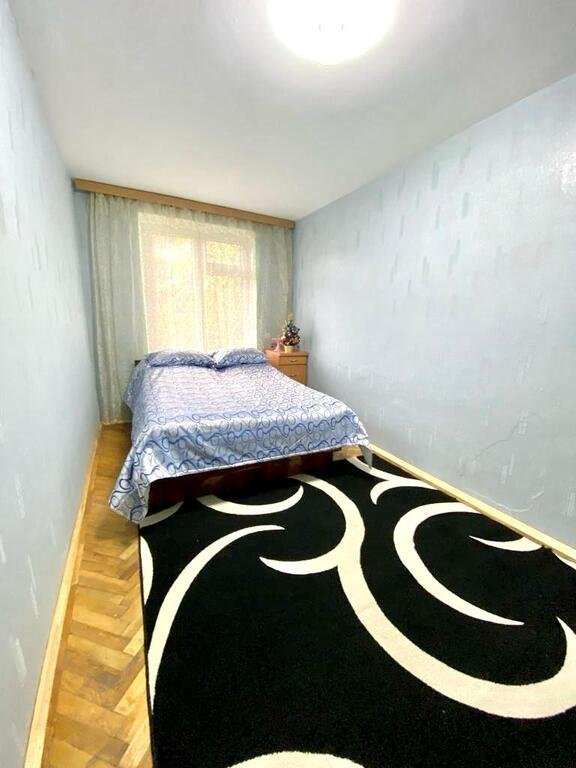 Kirayə verilir 2 otaqlı köhnə tikili, 60 m², İnşaatçılar m.-5