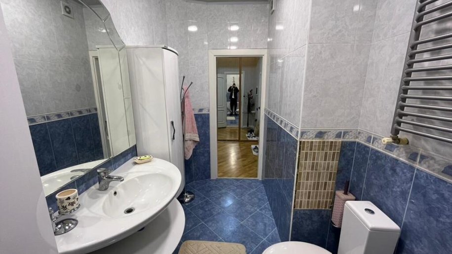 Kirayə verilir 3 otaqlı yeni tikili, 140 m², Nizami m.-11