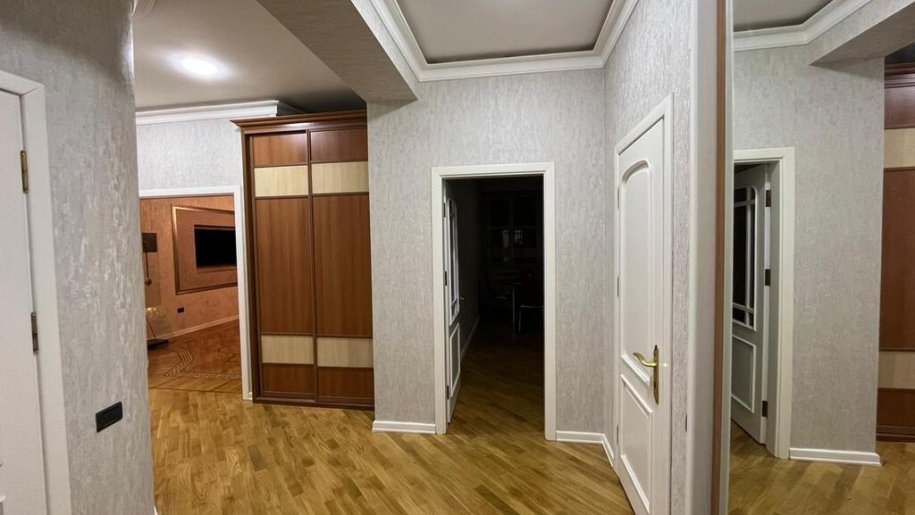 Kirayə verilir 3 otaqlı yeni tikili, 140 m², Nizami m.-14