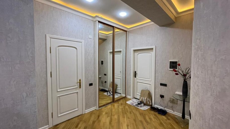 Kirayə verilir 3 otaqlı yeni tikili, 140 m², Nizami m.-19