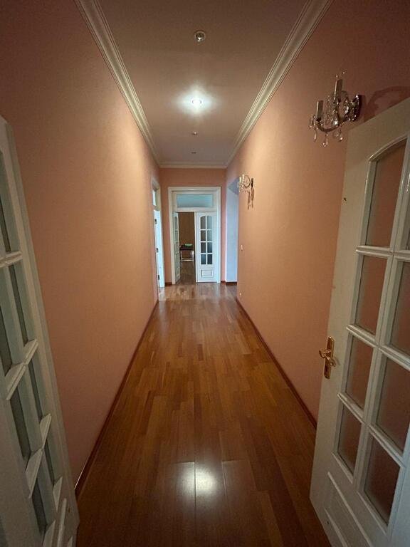 Satılır 6 otaqlı köhnə tikili, 400 m², Sahil m.-2