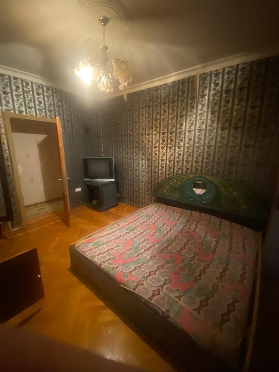 Kirayə verilir 5 otaqlı köhnə tikili, 120 m², Azadlıq Prospekti m.-3