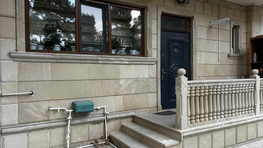 Kirayə verilir 3 otaqlı köhnə tikili, 65 m², Xalqlar dostluğu m.-1