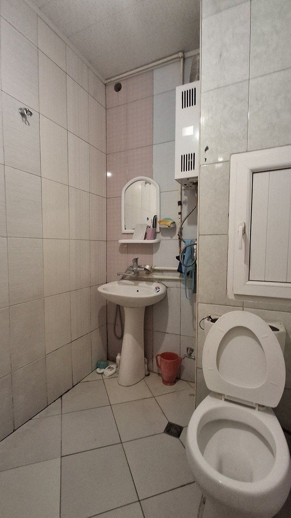 Satılır 2 otaqlı köhnə tikili, 35 m², Memar Əcəmi m.-8
