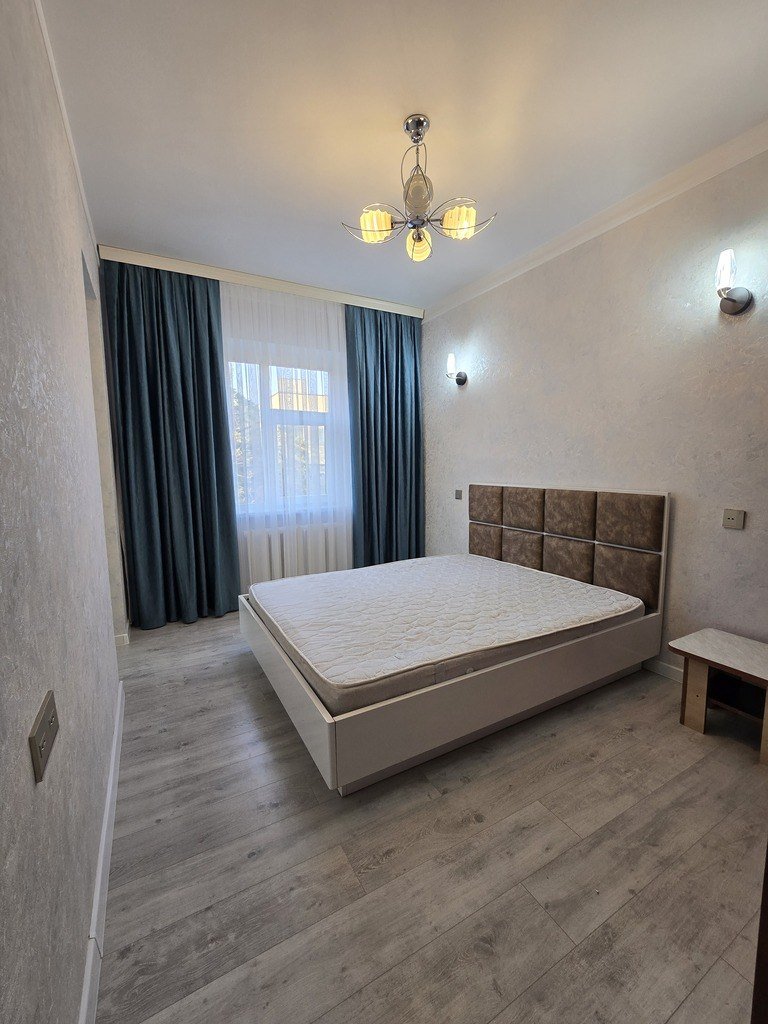 Satılır 3 otaqlı yeni tikili, 68 m², Nizami m.-5