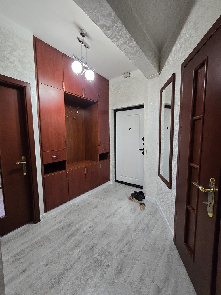 Satılır 3 otaqlı yeni tikili, 68 m², Nizami m.-12