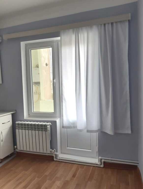 Kirayə verilir 3 otaqlı köhnə tikili, 75 m², İnşaatçılar m.-5