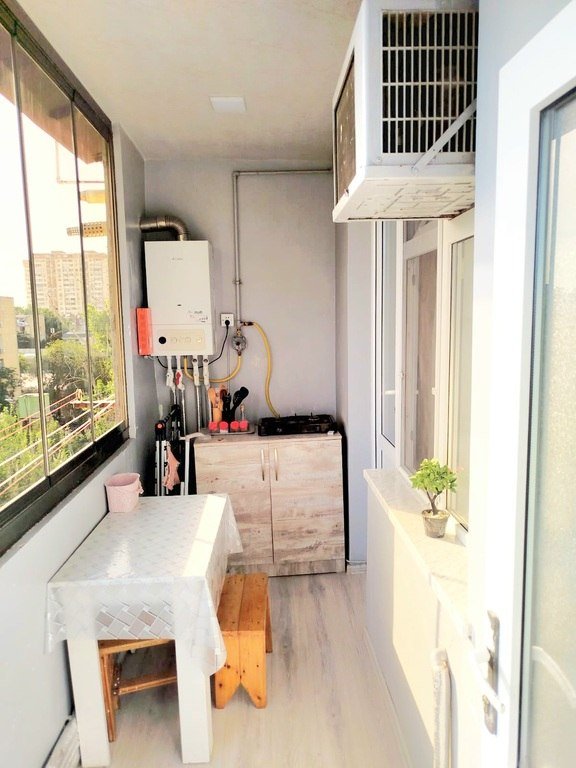 Satılır 2 otaqlı köhnə tikili, 65 m², Xalqlar dostluğu m.-4