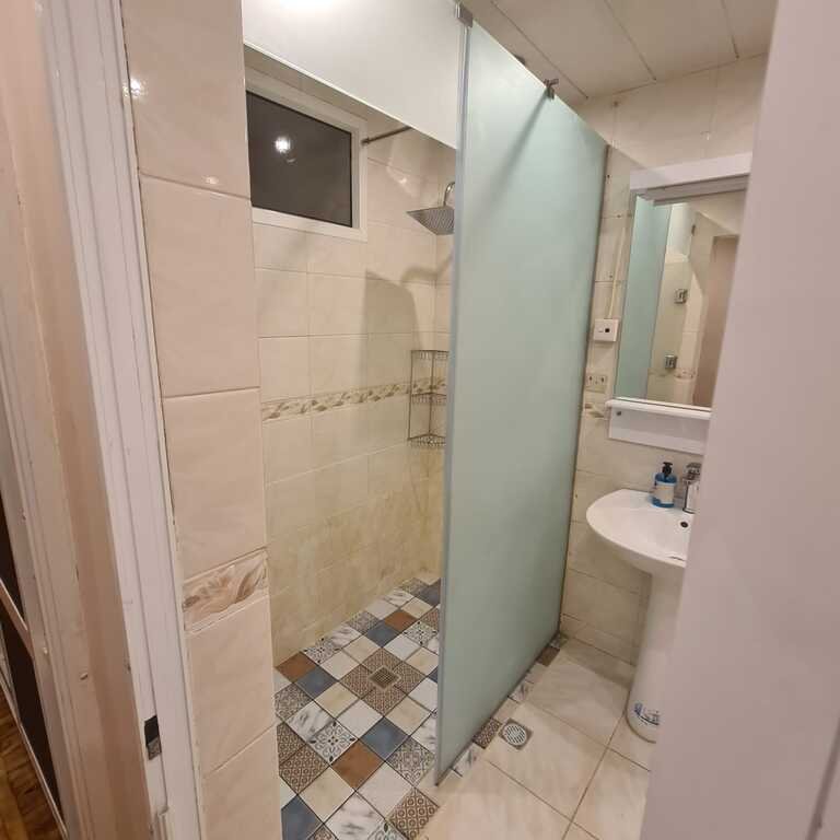 Kirayə verilir 3 otaqlı köhnə tikili, 90 m², Elmlər Akademiyası m.-7