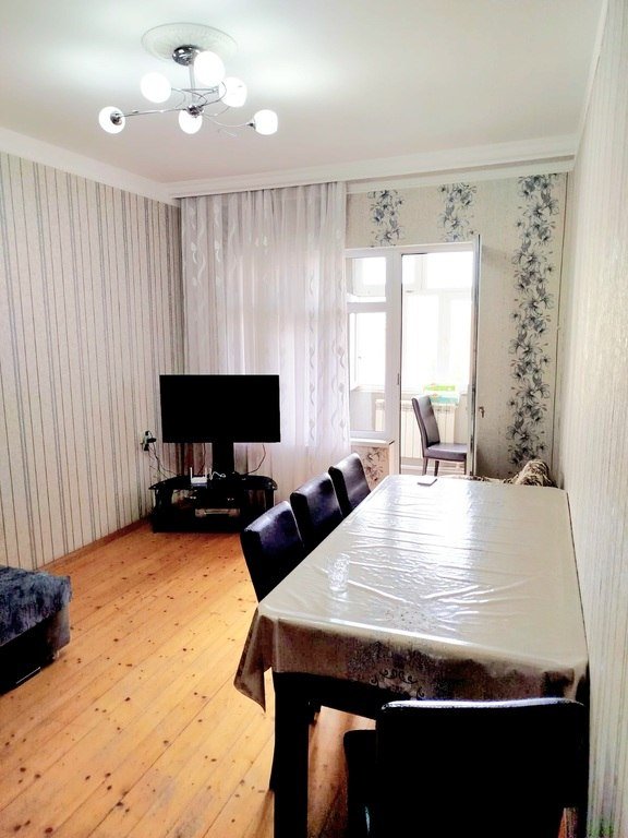 Satılır 2 otaqlı köhnə tikili, 65 m², Həzi Aslanov m.-6