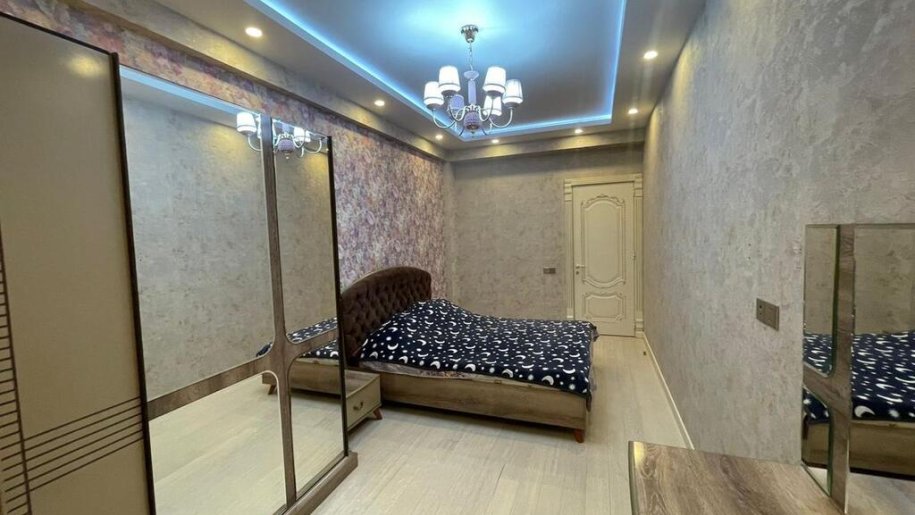 Satılır 3 otaqlı yeni tikili, 154 m², 28 May m.-7