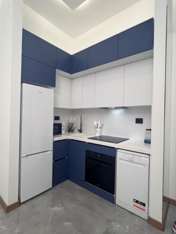 Kirayə verilir 2 otaqlı yeni tikili, 65 m², 28 May m.-9