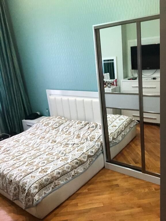 Satılır 4 otaqlı köhnə tikili, 138 m², Sahil m.-11