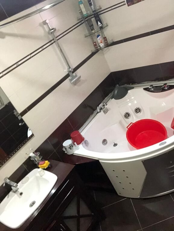 Satılır 4 otaqlı köhnə tikili, 138 m², Sahil m.-13