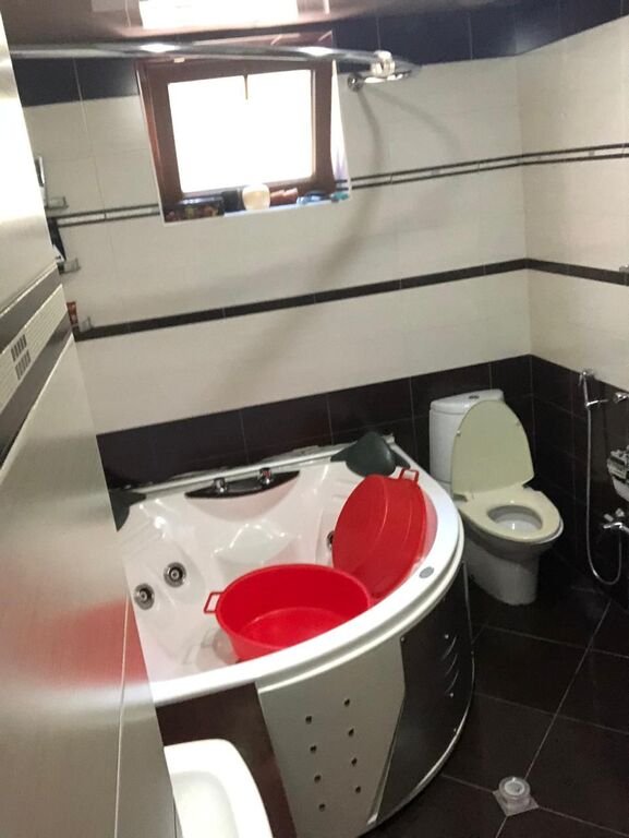 Satılır 4 otaqlı köhnə tikili, 138 m², Sahil m.-17