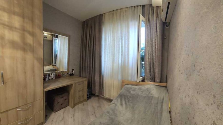 Satılır 4 otaqlı köhnə tikili, 70 m², Azadlıq Prospekti m.-10