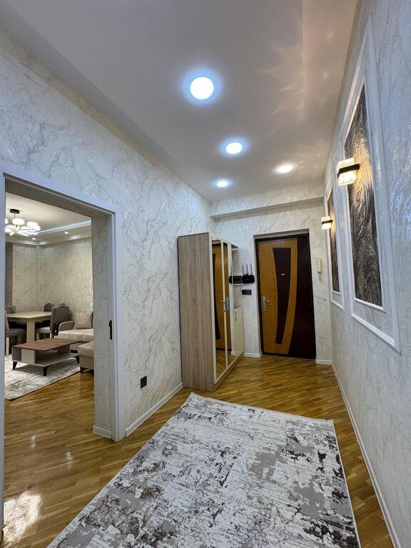 Kirayə verilir 3 otaqlı yeni tikili, 75 m², İnşaatçılar m.-8