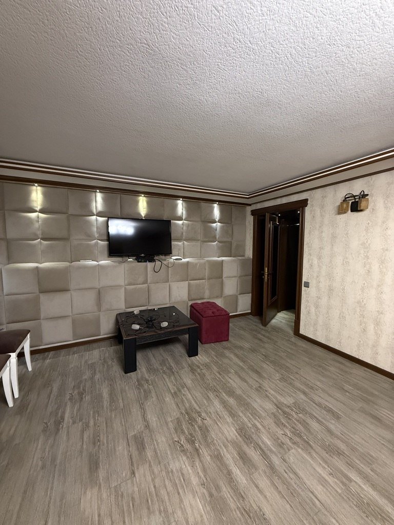 Kirayə verilir 3 otaqlı köhnə tikili, 120 m², Sahil m.-11