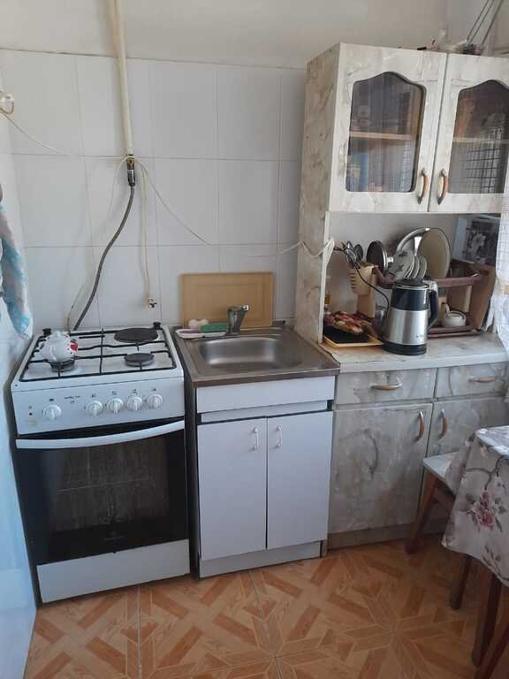 Satılır 2 otaqlı köhnə tikili, 45 m², Həzi Aslanov m.-6
