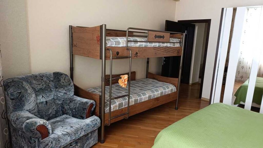 Kirayə verilir 2 otaqlı yeni tikili, 80 m², İnşaatçılar m.-3