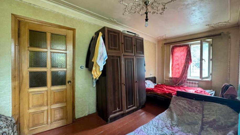 Satılır 3 otaqlı köhnə tikili, 65 m², Xalqlar dostluğu m.-2