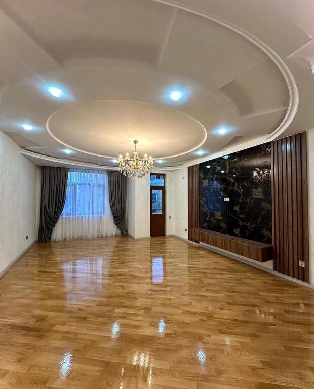 Satılır 3 otaqlı yeni tikili, 140 m², Gənclik m.-5