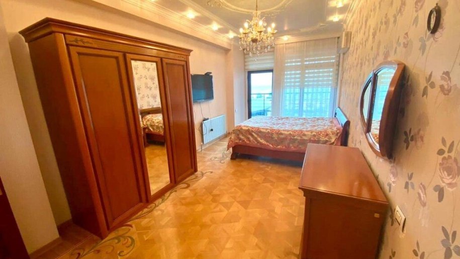 Satılır 3 otaqlı yeni tikili, 220 m², Xətai m.-13