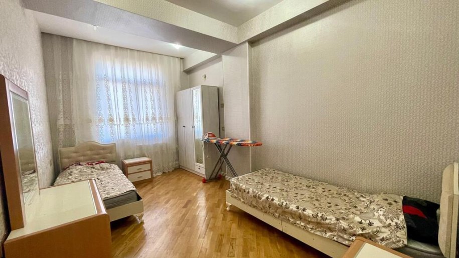 Kirayə verilir 3 otaqlı yeni tikili, 110 m², İnşaatçılar m.-14