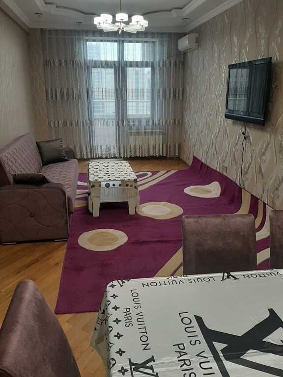 Kirayə verilir 2 otaqlı yeni tikili, 70 m², 20 Yanvar m.-7