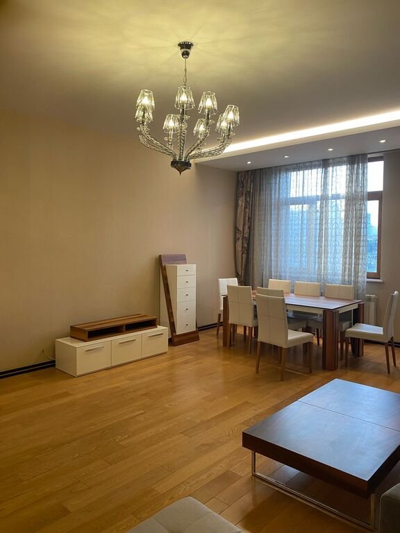 Satılır 3 otaqlı yeni tikili, 158 m², 8 noyabr-2