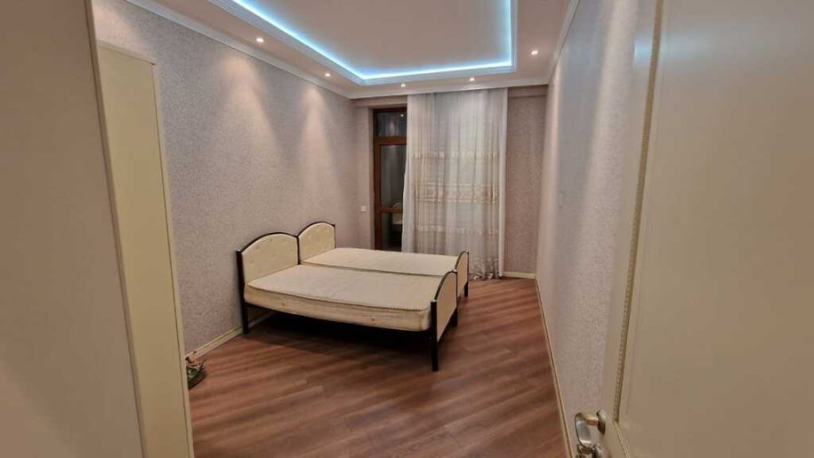 Kirayə verilir 3 otaqlı yeni tikili, 106 m², Həzi Aslanov m.-15