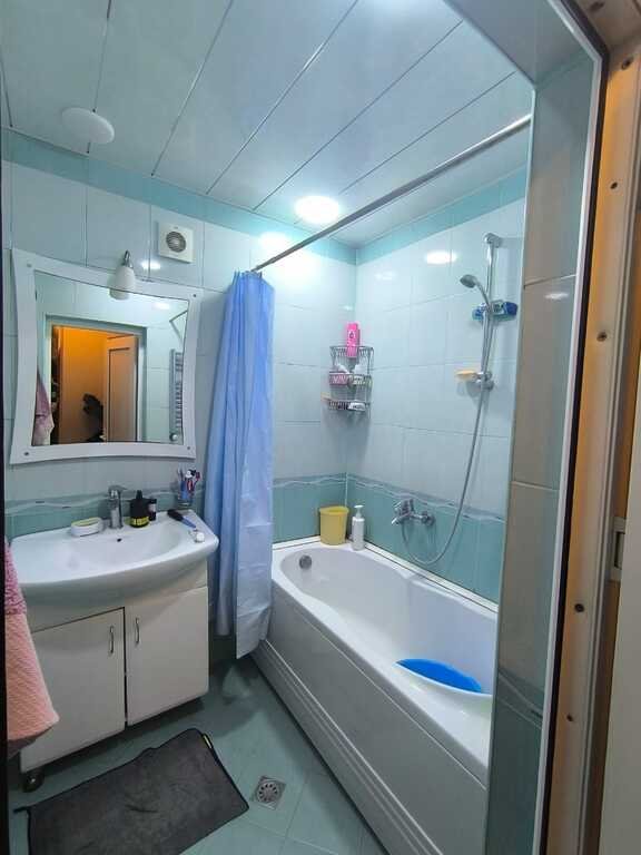 Satılır 3 otaqlı yeni tikili, 100 m², Xalqlar dostluğu m.-18