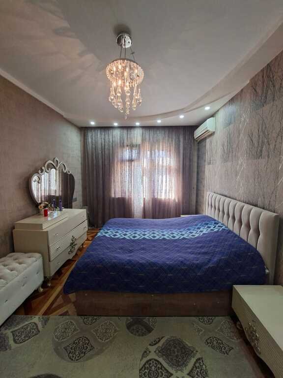 Satılır 3 otaqlı köhnə tikili, 85 m², Xalqlar dostluğu m.-4