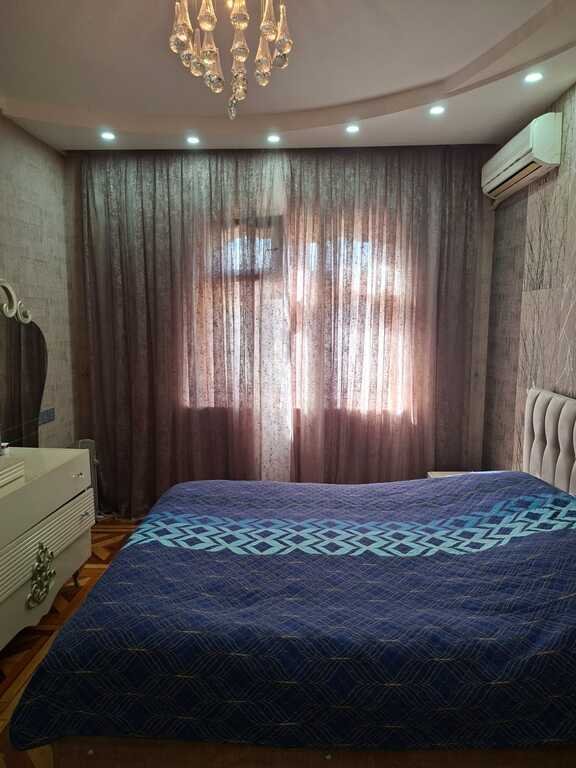 Satılır 3 otaqlı köhnə tikili, 85 m², Xalqlar dostluğu m.-6