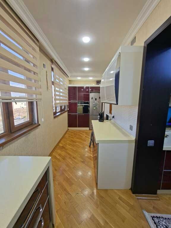 Satılır 3 otaqlı köhnə tikili, 85 m², Xalqlar dostluğu m.-14