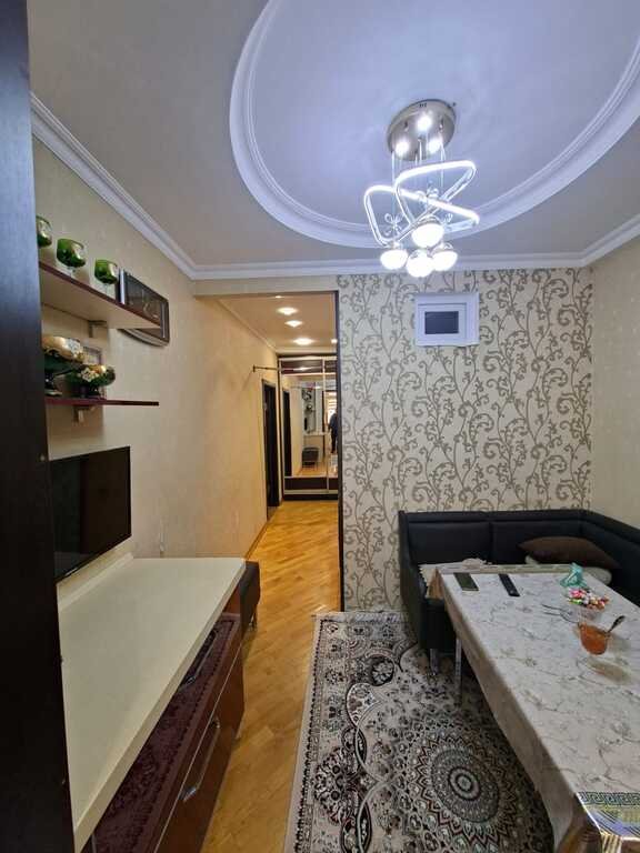 Satılır 3 otaqlı köhnə tikili, 85 m², Xalqlar dostluğu m.-15