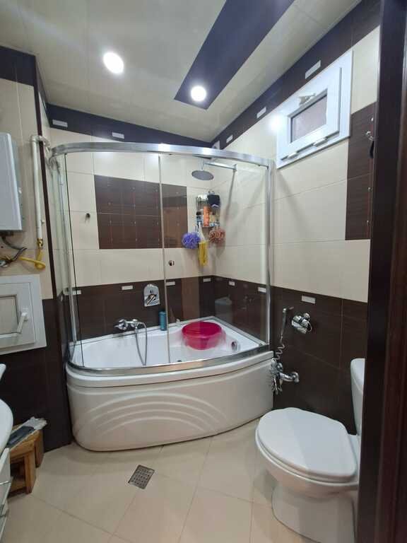 Satılır 3 otaqlı köhnə tikili, 85 m², Xalqlar dostluğu m.-17