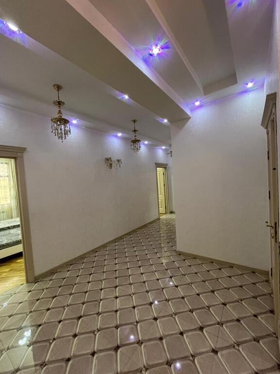 Kirayə verilir 3 otaqlı yeni tikili, 124 m², Gənclik m.-11